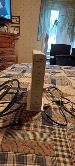 ARRIS SURFboard SVG2482AC DOCSIS 3.0 Cable Modem &Dual Band Wi-Fi Router