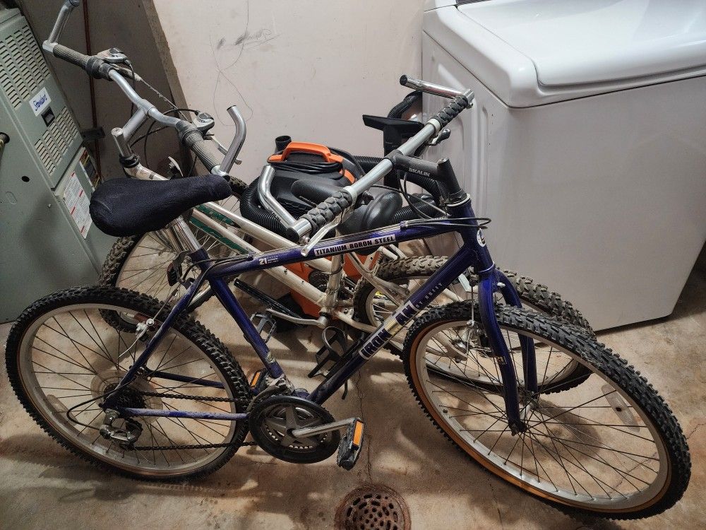 2 - 10 SPEED BIKES. MUST GO! MAKE ME AN OFFER!