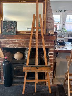 Large easel