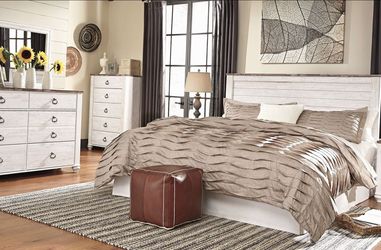 Willowton Bed Ashley 5pc Queen