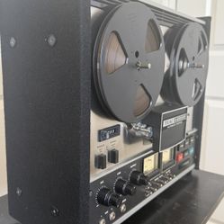  Reel to reel tape recorder  Teac A-2300SR auto