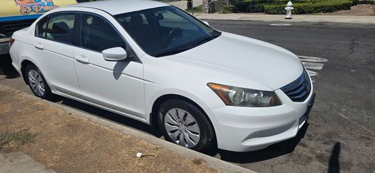 *2011 Honda Accord *