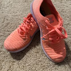 Nike Flyknit 5.0 Women’s. 