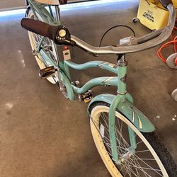 Beach Cruiser Bike