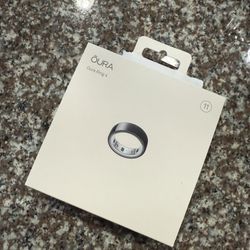 Oura Ring 4 - Brand New 