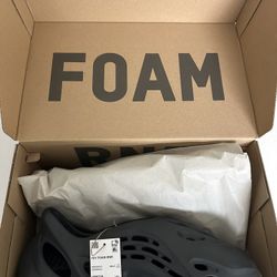 Size 12 - Yeezy Foam Runner (RNR) Onyx - HP8739 - NEW