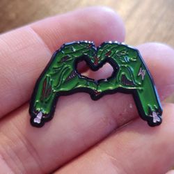 Zombie Hand Heart Retro Horror Halloween Soft Enamel Brooch Lapel Pin