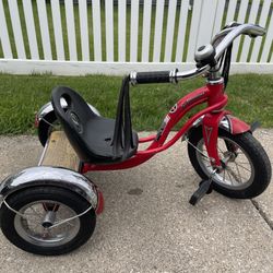 Schwinn Roadster Tricycle