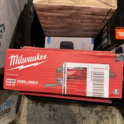 Milwaukee 