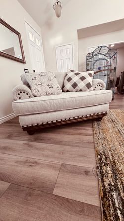 Sofa (love seat)