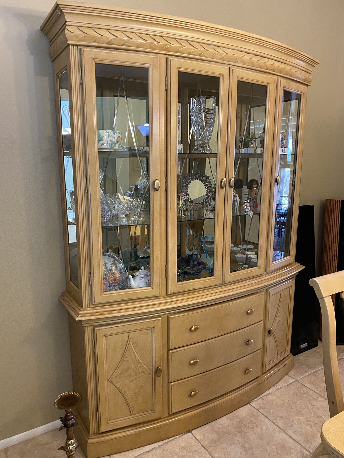 China Cabinet (empty)