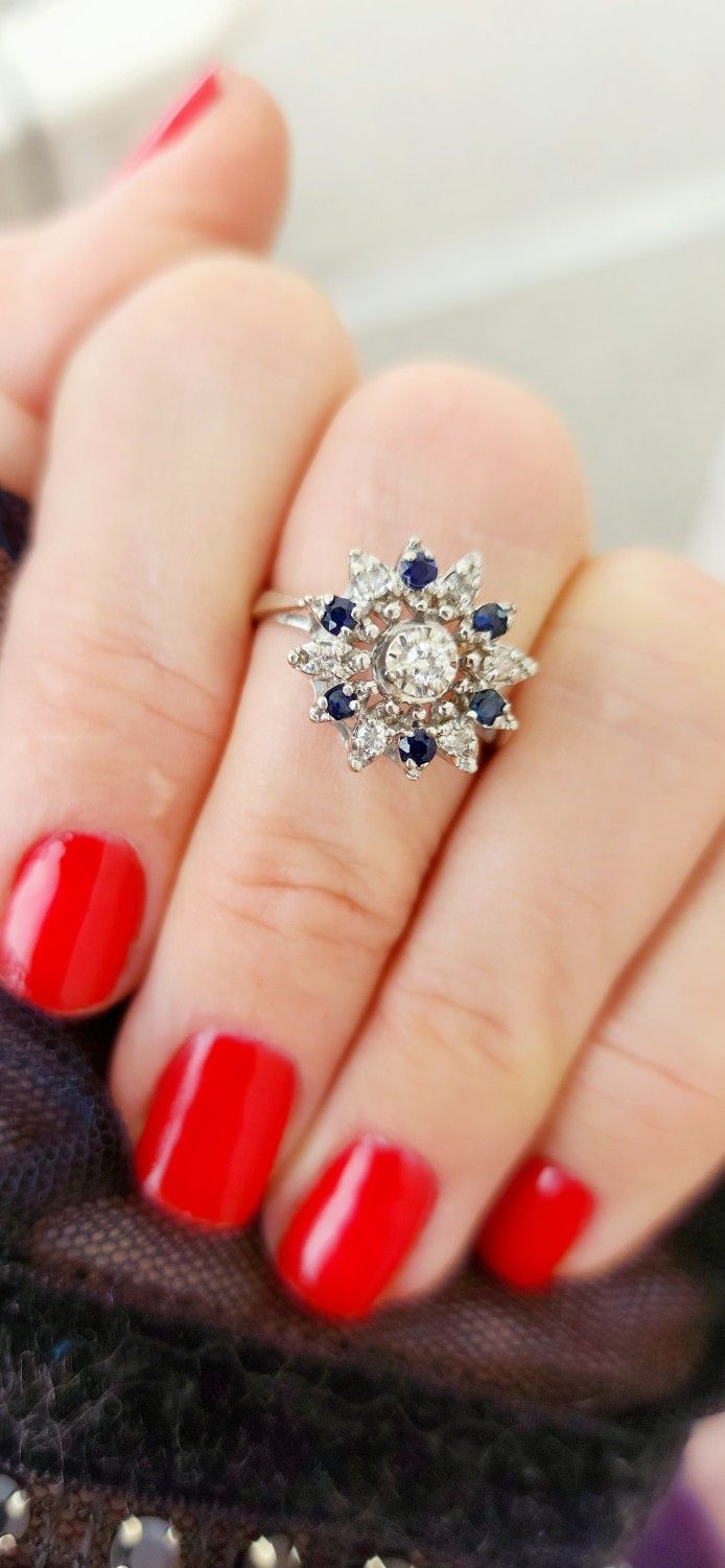 $365 💯White Gold Ring 14 K With Diamonds And Sapphire