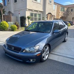 2005 Lexus IS 300