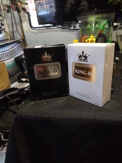 King D White and King D Black