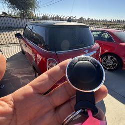 Llaves De Autos / Car Keys And Remotes