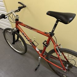 Trek 830 Aluminum Multi-Track Bike, Size 21, Smooth Ride