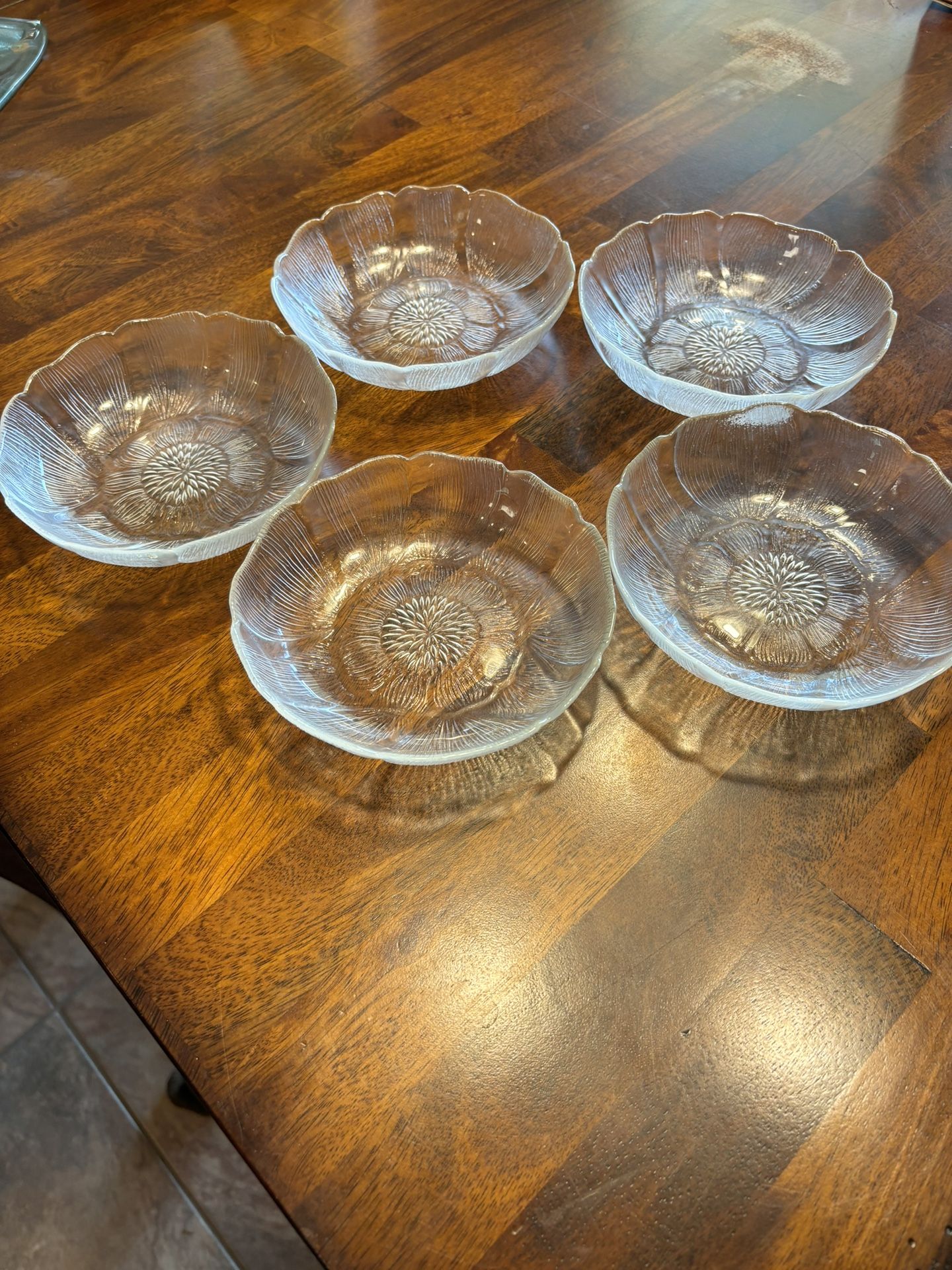Vintage Set of 6 Arcoroc 5 3/4" Fleur Textured Clear Glass Fruit Dessert Bowls