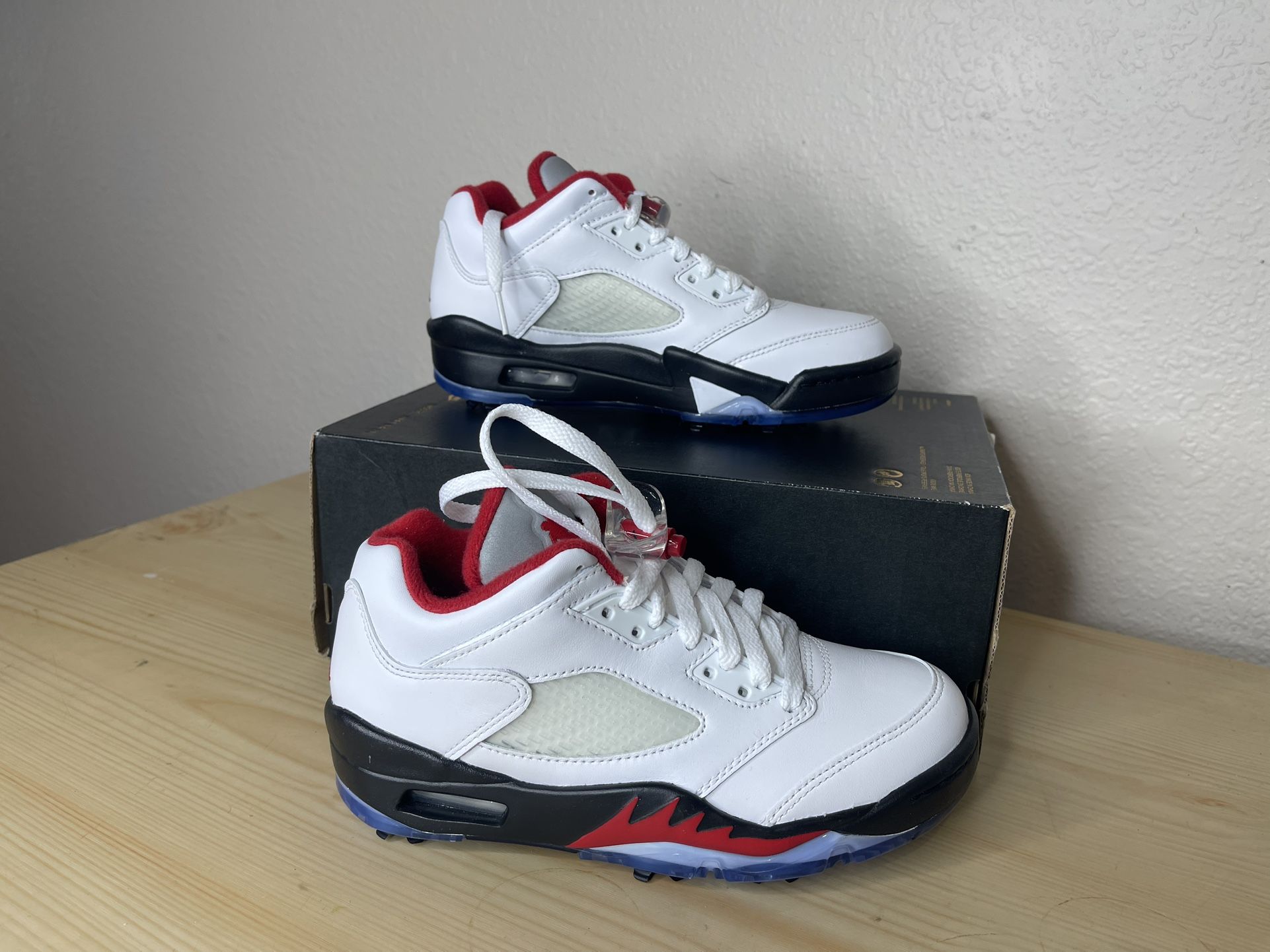 NEW! Nike Air Jordan V Low Golf Shoes White/Fire Red-Black CU4523-100 Size 4.5 Y7