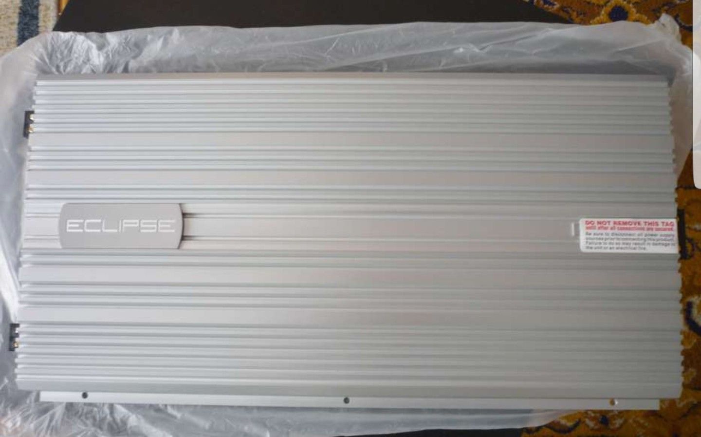 Eclipse DA 7232 2000 watt amplifier (full power at 2ohm only)
