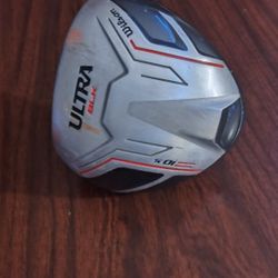Wilson Ultra BLK driver 10.5