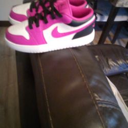 Jordans Girls 3y
