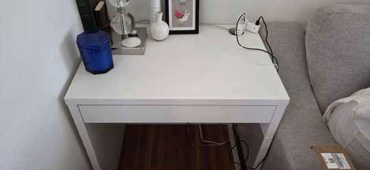 🔥 IKEA MICKE White Desk, Like New!