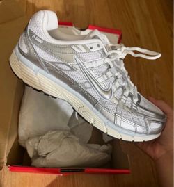 Nike Shoes New