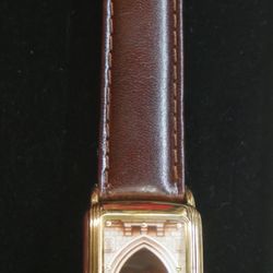 Limited Edition Walt Disney Theme Parks and Resorts Watch  11200224 w Frame with photo & COA ( one of 1000 pieces).  