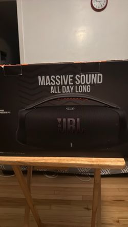 BOOMBOXX3