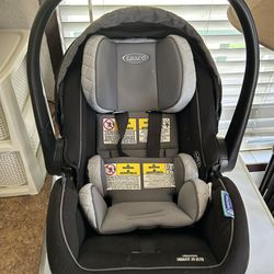 Graco Car Seat With Two Bases For Infant 