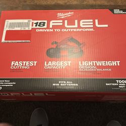 Milwaukee M18 Compact Band Saw