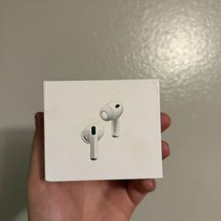 Apple AirPods Pro 3 White Bluetooth Wireless In-Ear Earbuds with Charging Case