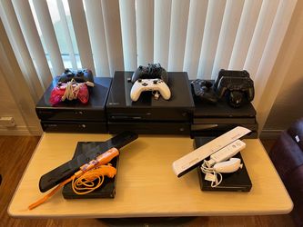VIDEOGAME CONSOLES! (READ DESCRIPTION)