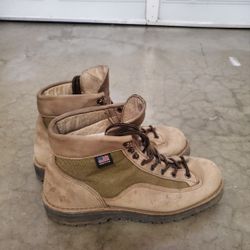 Danner Boots Size 9