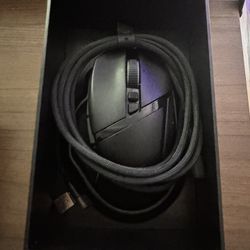 Razer Basilisk V3 Pro + Wireless Charging