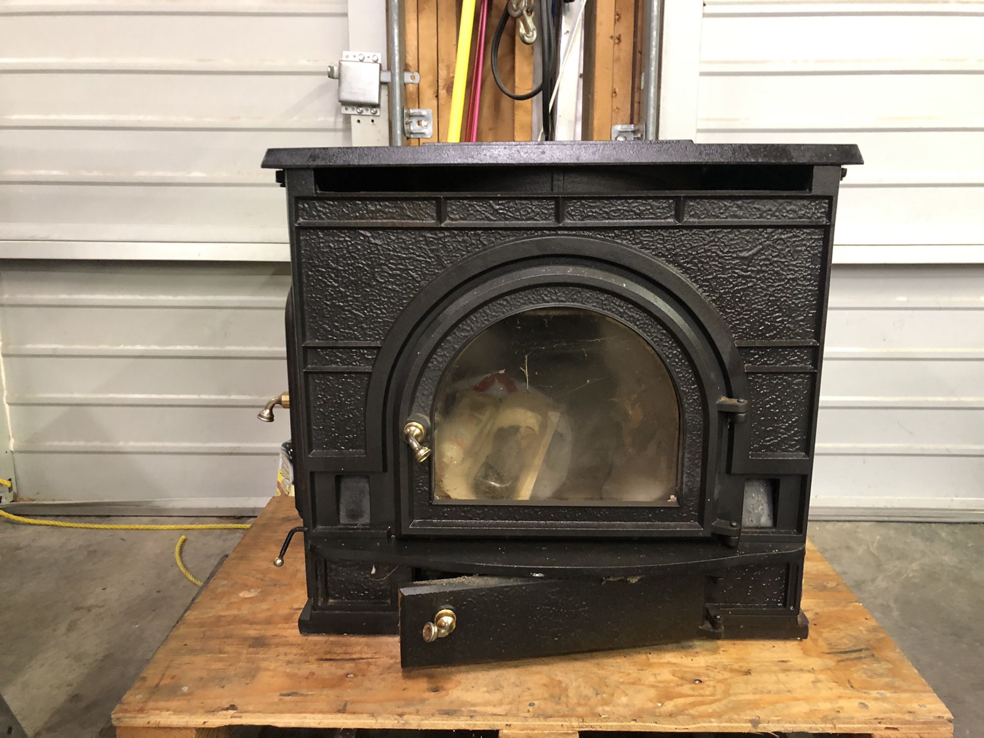 Vermont Castings Dutchwest wood stove