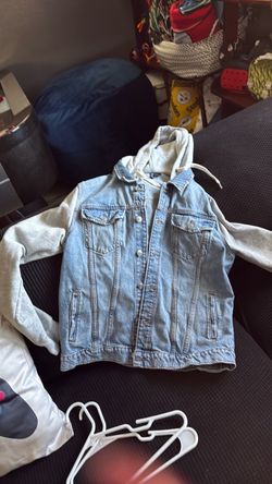 Men’s denim jacket (M)