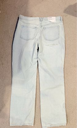 Garage Light Wash Distressed Jeans