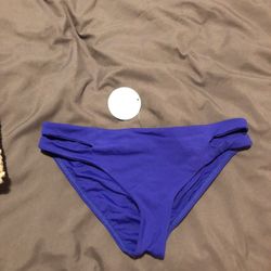 L space bikini bottoms