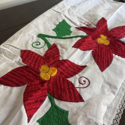 Handmade Embroidered Tablecloths – Mexican Artisan Work 🇲🇽✨