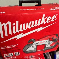 Milwaukee 11 Amp Deep Cut Band Saw with Hard Case