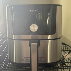 Instant pot By Emril - Barely Used