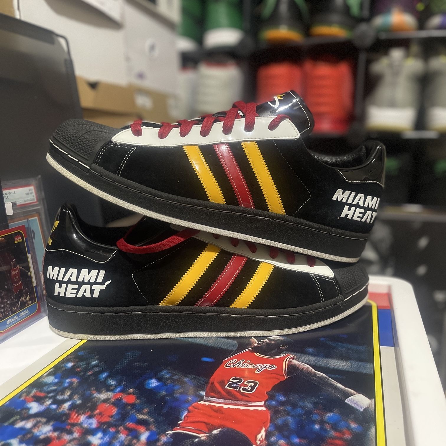 Adidas Superstar NBA miami Heat for Sale in Boynton Beach, FL - OfferUp