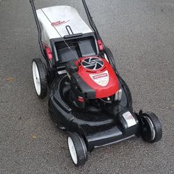 Craftsman 190cc Self Propelled Gas Lawn Mower $220 Firm!!
