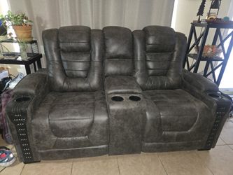 Reclining Sofa