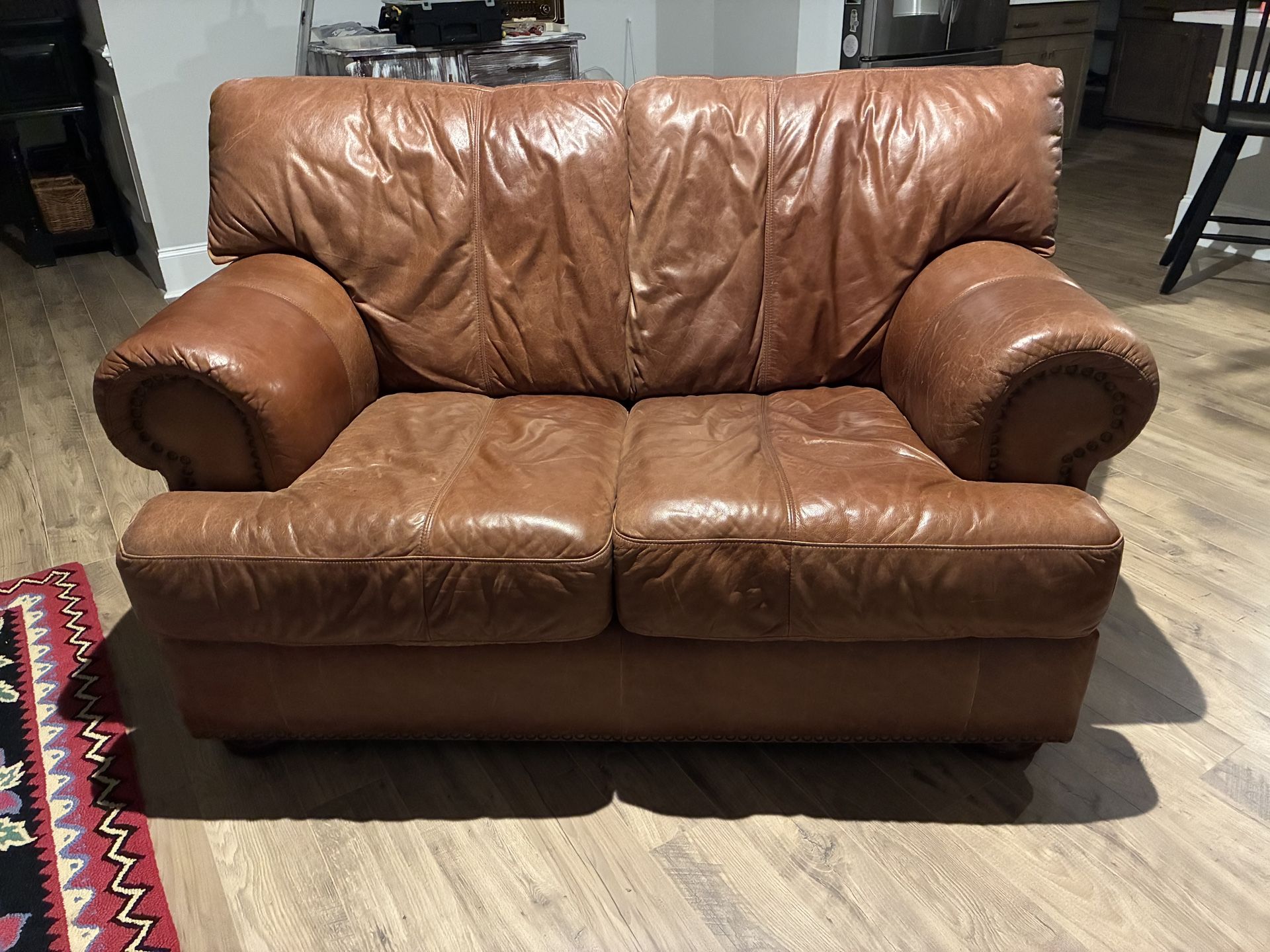 100% top grain leather loveseat