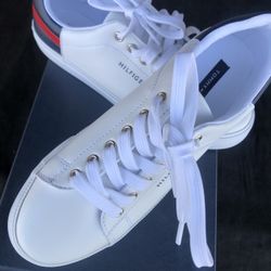 Tommy Hilfiger Women Sneakers Size 5.5M