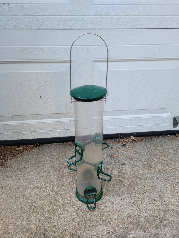 bird Feeder 