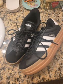 Women's 8