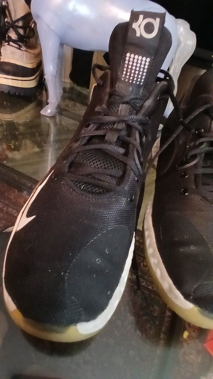 Nike KD Trey 5 Vlll Mens Size 13 Black/White